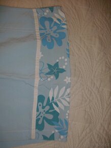 kostkovaná halenka, kratasy,čepice - 14