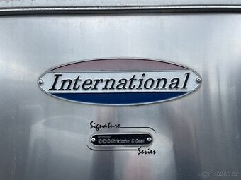 USA Karavan orig. AIRSTREAM, zánovní, odpočet DPH možný - 14