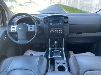 Nissan Pathfinder 3.0 dCi LE 170kw - 14