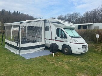 Fiat Ducato Hymer Trump 654 sl - Vrchní a zadní spaní - 14