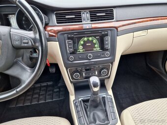 Škoda Superb 2 combi 1,4 TSI, 92 KW navi, xenony,tažné - 14