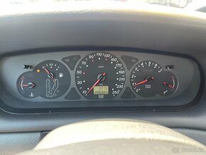 Citroen C5 2.0HDI AUTOMAT Panorama 145tkm NOVÁ STK - 14