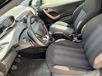 Peugeot 208, PureTech 1,2 edice STYLE - bezvadný stav - 14