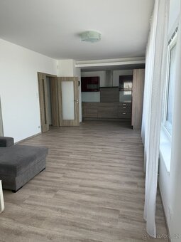 Pronájem bytu 4kk s velkou terasou - Praha, Dolní Měcholupy - 14