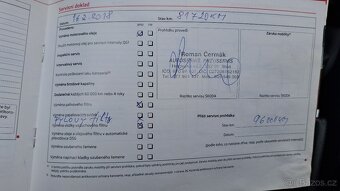 Škoda Octavie 2 facelift rok 2012 najeto 157000km - 14