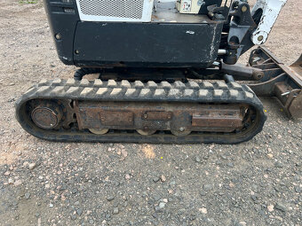 Minibagr Bobcat E10z - 14