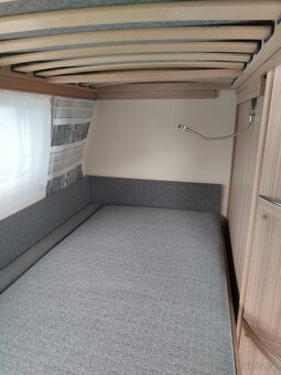 Prodám luxusní rodinný karavan Fendt Bianco Activ 550 KMG - 14