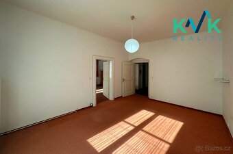 Prodej bytu v dispozici 4+1, užitná plocha 120m², Centrum Ka - 14