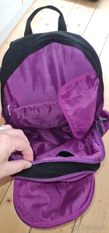 Hračky různé i nové  auta,batohy,puzzle.... - 14