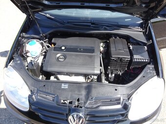 VW Golf 1.4i r.v.2005 (55 kw) 1.MAJITEL (43 000 KM) - 14
