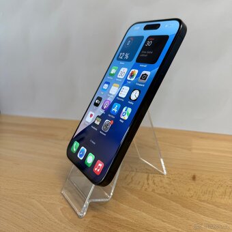 iPhone 15 Pro 128GB, modrý, eSIM (12 měsíců záruka) - 14