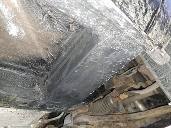 VW SHARAN 1,9 TDi 85kw 4motion - 14