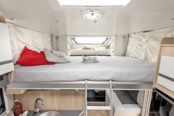 obytný polointegrovany vůz Giottiline Siena 395 pro 5 os. - 14