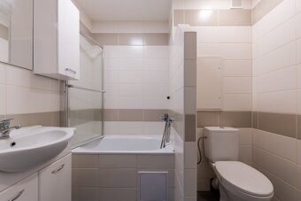 Pronájem bytu 2+kk v osobním vlastnictví, 43 m² – Most, ul.  - 14