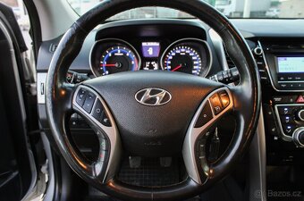 Hyundai i30 CW 1.6 CRDi 16V DOHC - 14