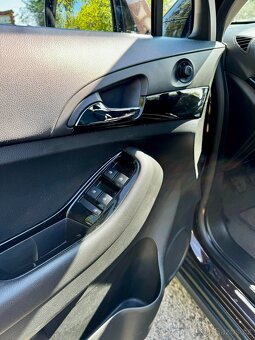 Chevrolet Orlando, 2014, 120kw, 7.míst, tažné, 1.majitel - 14