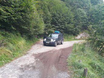 Jeep Cherokee KK 2.8CRD Limited - 14