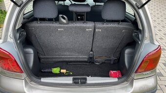 Toyota Yaris 2003 VVT-i 1.0 benzín - 14
