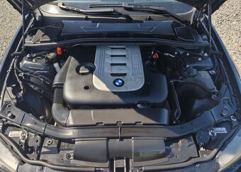 BMW Řada 3 325D Manuál, Malé Km, Klima nafta manuál 145 kw - 14