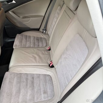 Volkswagen Passat B6 • 2.0 TDI 103 kW • DSG • Xenony • 2009  - 14