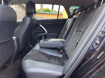 TOYOTA AVENSIS 1.8i 108KW,2014,130KM,EXECUTIVE,NÁDHERNÝ STAV - 14