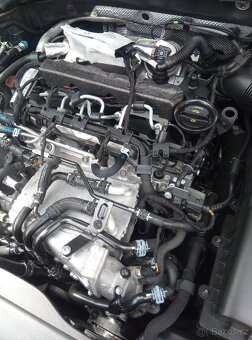 Škoda Octavia 3 RS 2.0Tdi 135kw manuál - 14
