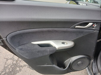 Honda Civic 1.4i Sport serviska - 14