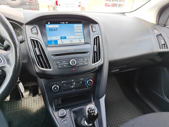 Ford Focus 1,0 Trend EcoBoost - 14