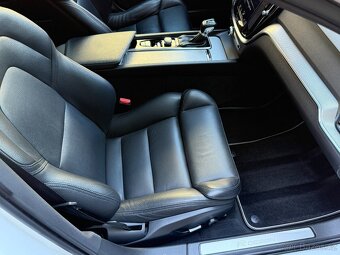 Volvo V60 D4 R-Design - 14
