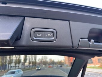 Volvo XC 60, 233kW, 5/2019, 81 000 km - 14