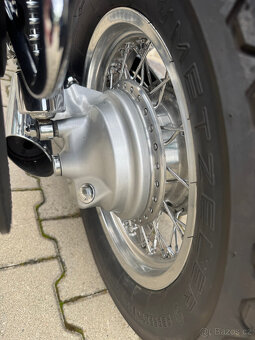 Suzuki VS 800 Intruder - 14