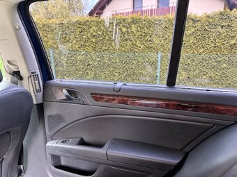 Škoda Superb 2.0 TDI 4x4 DSG moc hezký - 14