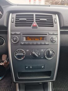 Mercedes Benz B 180 CDi - 14