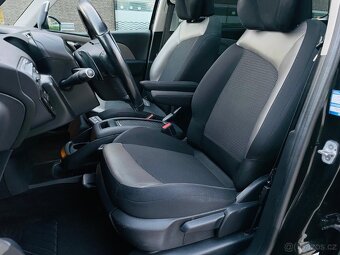 Citroën Grand C4 Picasso 2.0HDi AUTOMAT 7MÍST KAMERY TAŽNÉ - 14