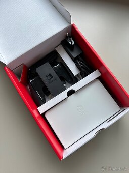 Nintendo Switch OLED - 14