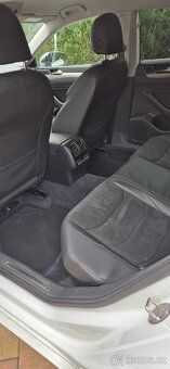 Volkswagen Arteon 2,0 4x4 soukromý inzerent - 14