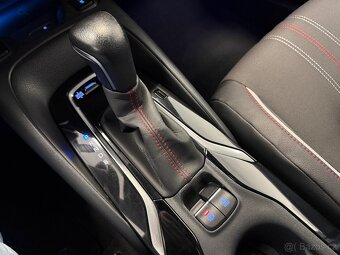 Toyota Corolla SD 1.8 Hybrid – GR SPORT - 14