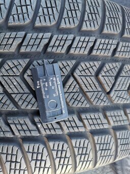 Originální alu kola na Bentley Bentayga zimní 20" - 14