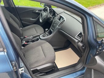 Opel Astra J SPORT TOURER 1.7 CDTI 2012 - 14