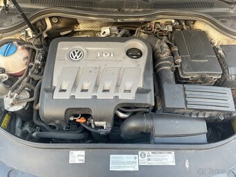 Volkswagen passat CC - 14