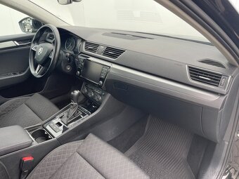 Škoda Superb combi 2.0 TDI / 110 kW DSG Style - 14
