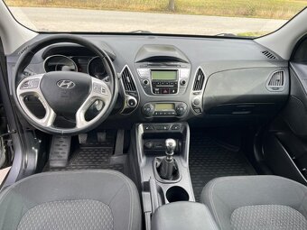 HYUNDAI IX35 1,6GDI 99KW TRIKOLOR 2. MAJITEL BENZÍN - 14