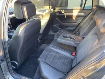 VW PASSAT VARIANT 2.0 TDi R-Line DSG 2017 - 14
