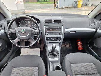 Škoda Octavia 1.6 TDi 77KW Ambiton Kombi, S.Kniha, Tažné - 14