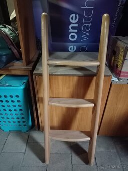 Starší a starý nábytek - 14