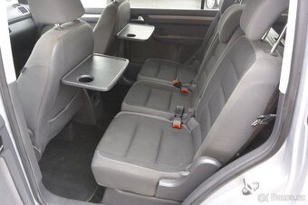 PRODÁM Volkswagen Touran 1.2TSi 77kw 6kv - 14