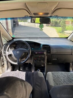 Prodám Opel Zafira A, 2.0tdi,74Kw, ma 7 míst, 2003rok. - 14