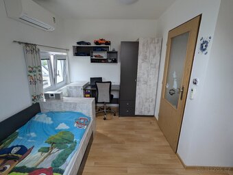 Menší rodinný dům 3kk + přístavby, klidné centrum Holice - 14