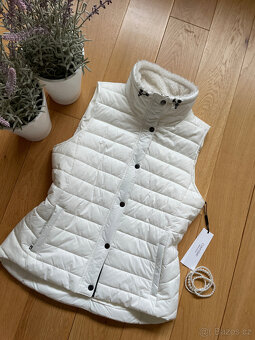 Nová bílá prošívaná vesta Calvin Klein Performance M - 14