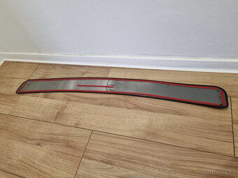 OCHRANNA LISTA NA NAKLADACIU HRANU - 14